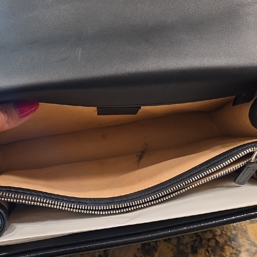 Absolutely Beautiful & Very Elegant  Gucci Dionysus GG Velvet Shoulder Bag. - Picture 7 of 16